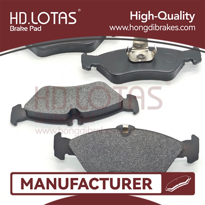 Brake Pad For Passenger Car 0024204020,9024230510,05103550AA,2D0698451 for DODGE,FREIGHTLINER,MERCEDES